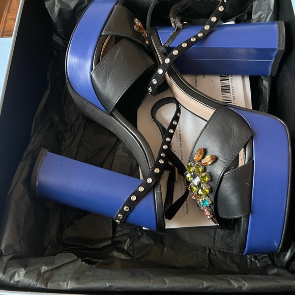 Lanvin Paris women’s platform wedges crystal embellished front sandals s… - Picture 4 of 16